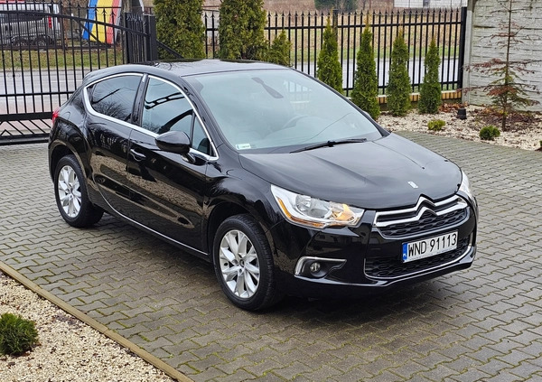 Citroen DS4 cena 33900 przebieg: 125000, rok produkcji 2012 z Puławy małe 56